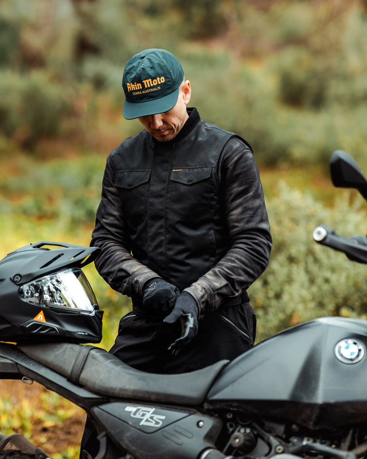 Australis Cap - Pine Green