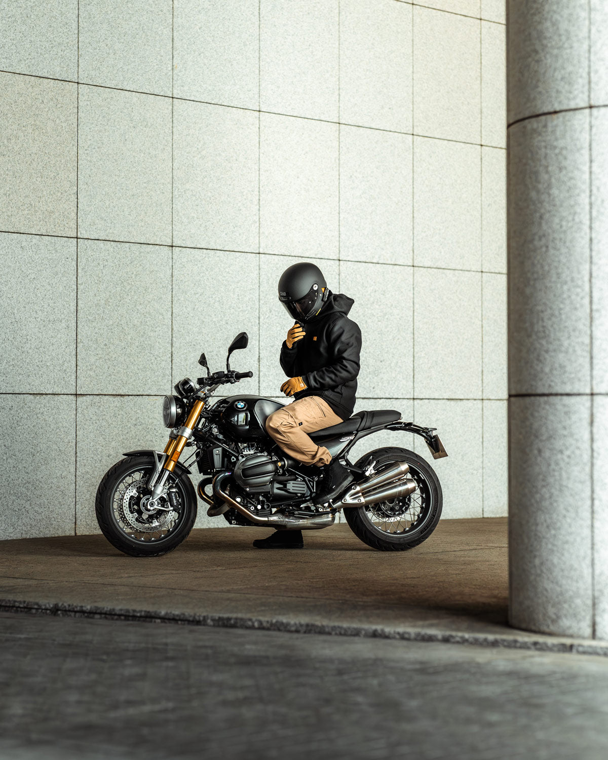 Akin Moto Defender 2.0 Motorcycle Hoodie