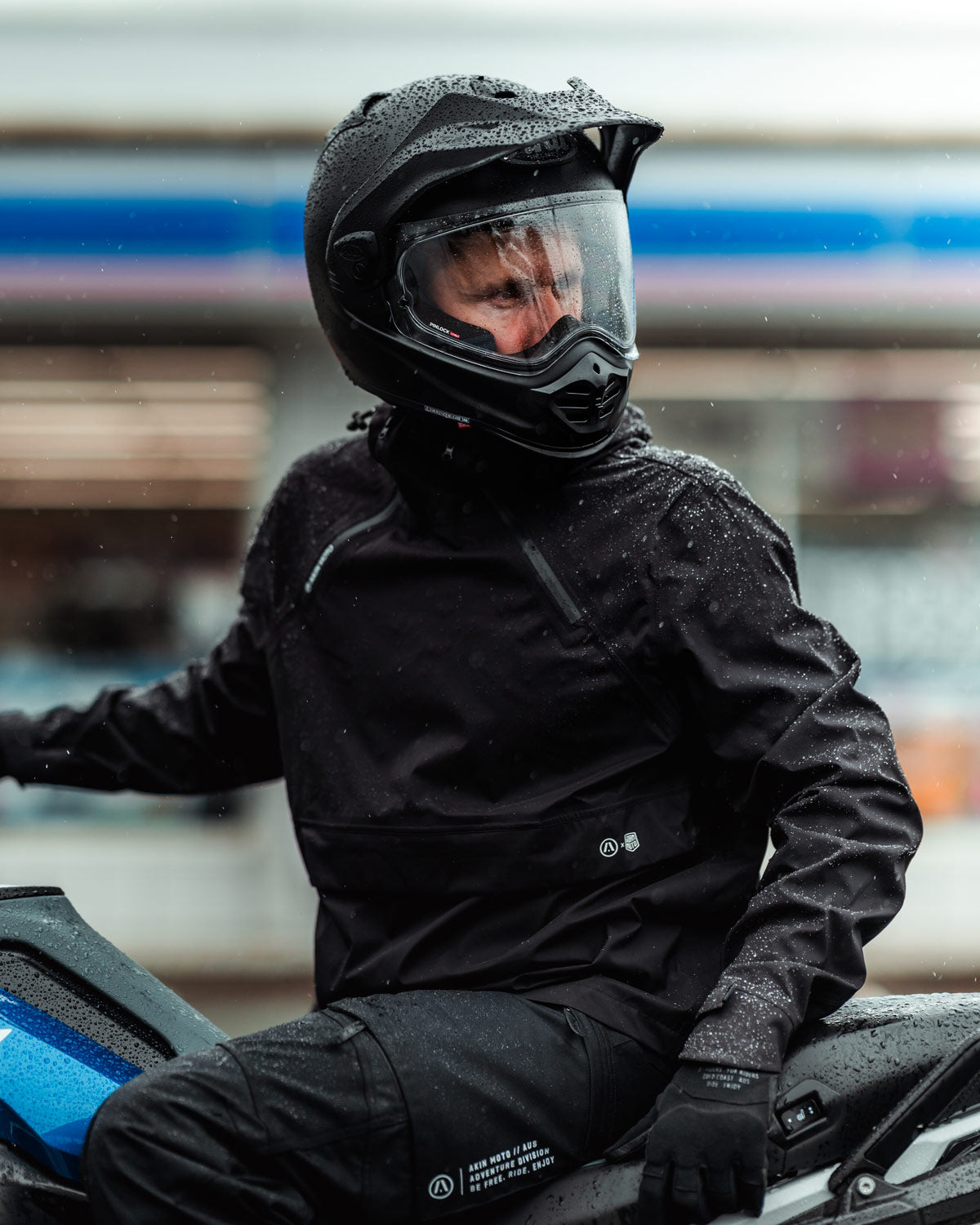 GORM MOTO ANORAK - BLACK